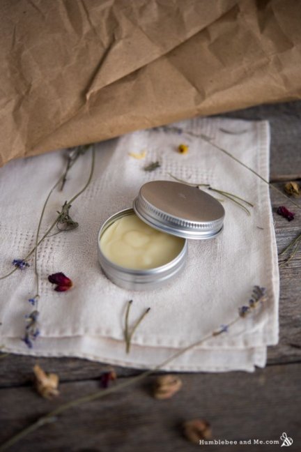 Aroma setkání - Přírodní kosmetika - Termíny kurzu: 22.1. 2026 od 16.30