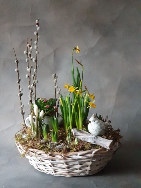 Květinové tvoření pro děti - Velikonoční dekorace
